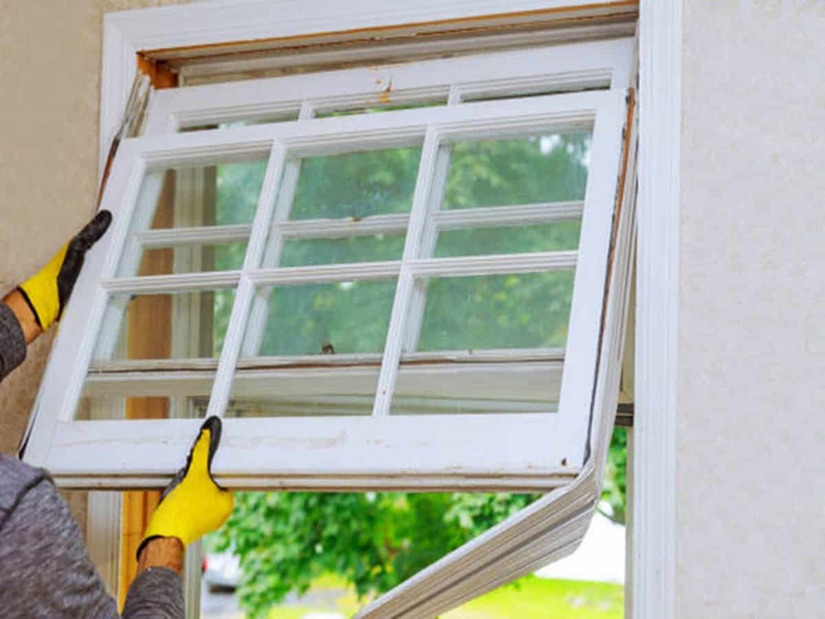 Near siding installation vinyl cost drywall me find installer contractors skirting mobile